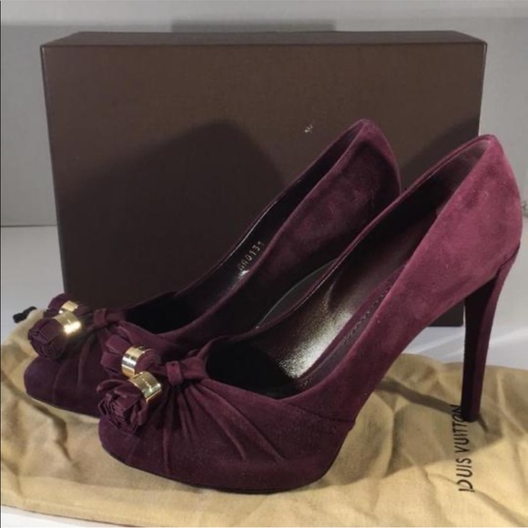 Authentic Guaranteed Louis Vuitton Swede Pumps - Picture 5 of 11